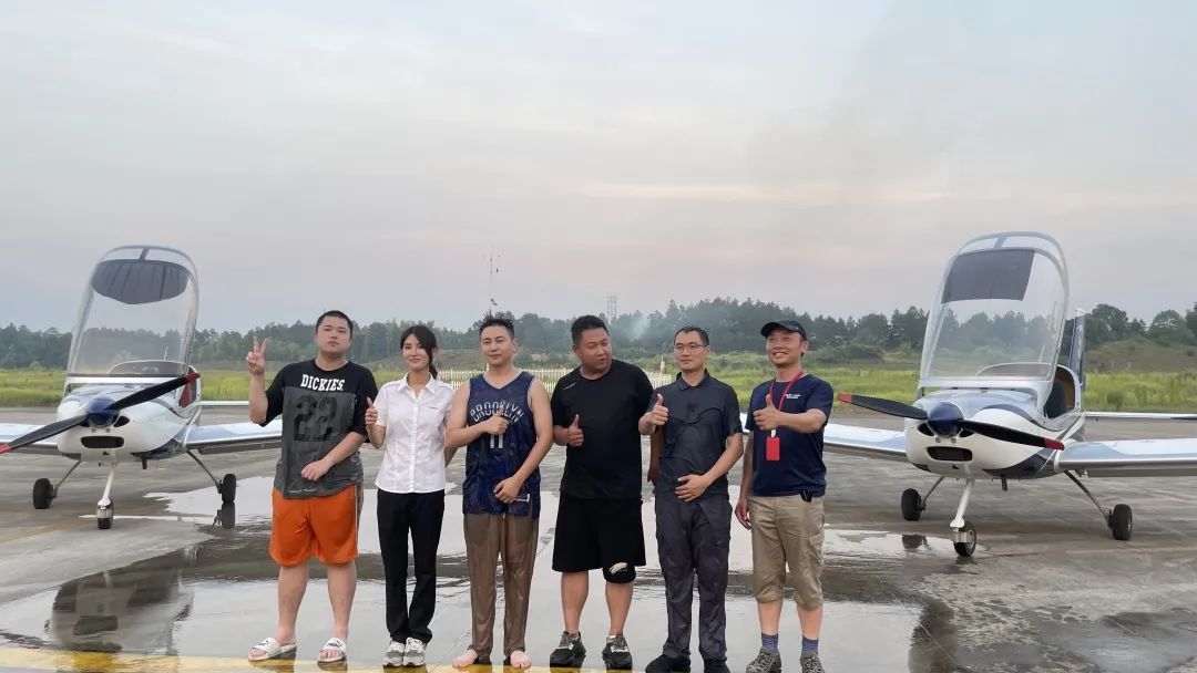 沖上云霄！湖南山河通航學(xué)員成功單飛