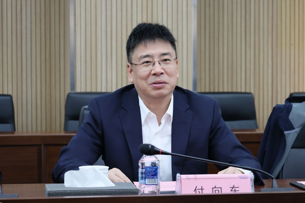 強強聯合，聚能攻堅！山河智能與北方爆破科技達成戰(zhàn)略合作