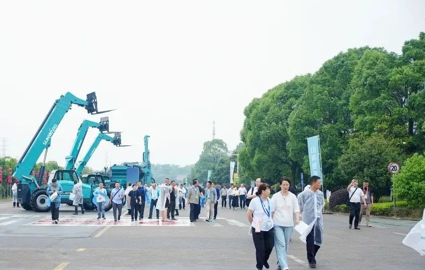 2025 CICEE | 為客戶創(chuàng)造價值，山河智能客戶交流會圓滿舉辦