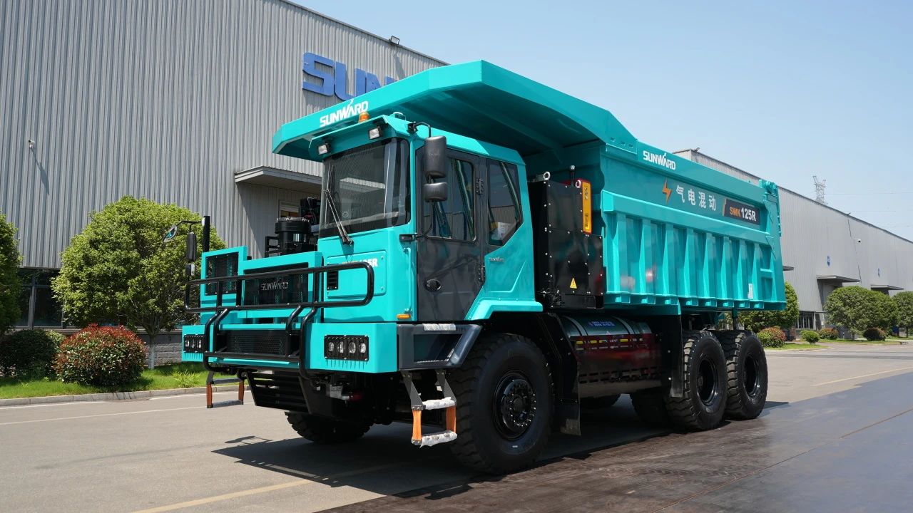 2025 CICEE | 山河礦巖兩款重磅新品亮相2025長(zhǎng)沙展